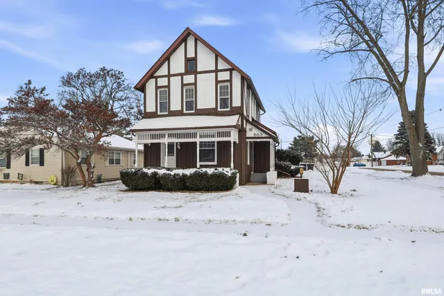 $199,900 | 503 West Palace Row, Geneseo, IL 61254
