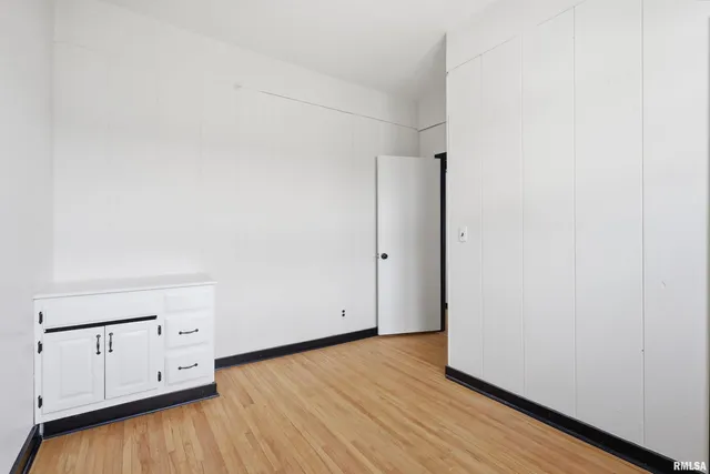 $199,900 | 503 West Palace Row, Geneseo, IL 61254