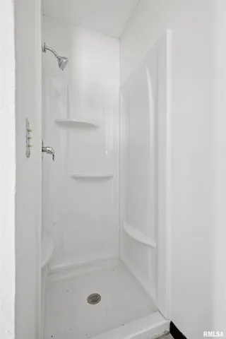 $199,900 | 503 West Palace Row, Geneseo, IL 61254