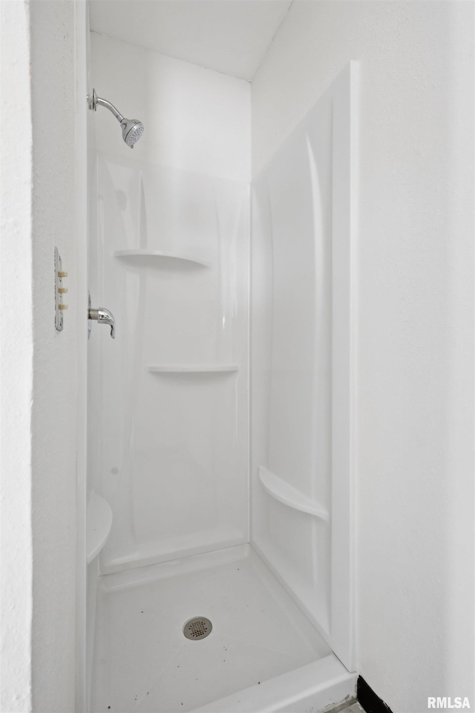 503 West Palace Row Geneseo, IL 61254 - Photo 28 of 41