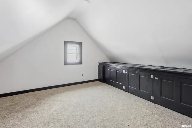 $199,900 | 503 West Palace Row, Geneseo, IL 61254