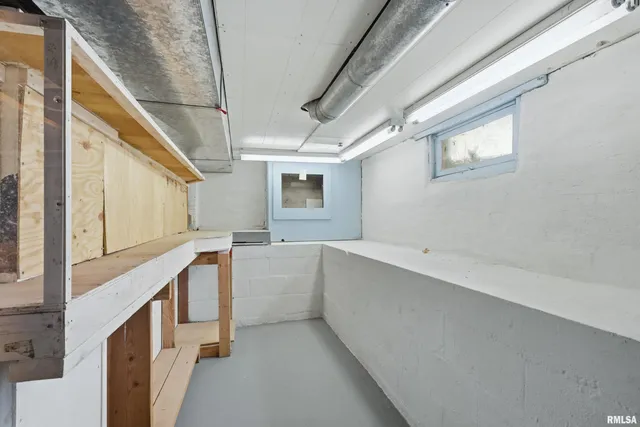 $199,900 | 503 West Palace Row, Geneseo, IL 61254