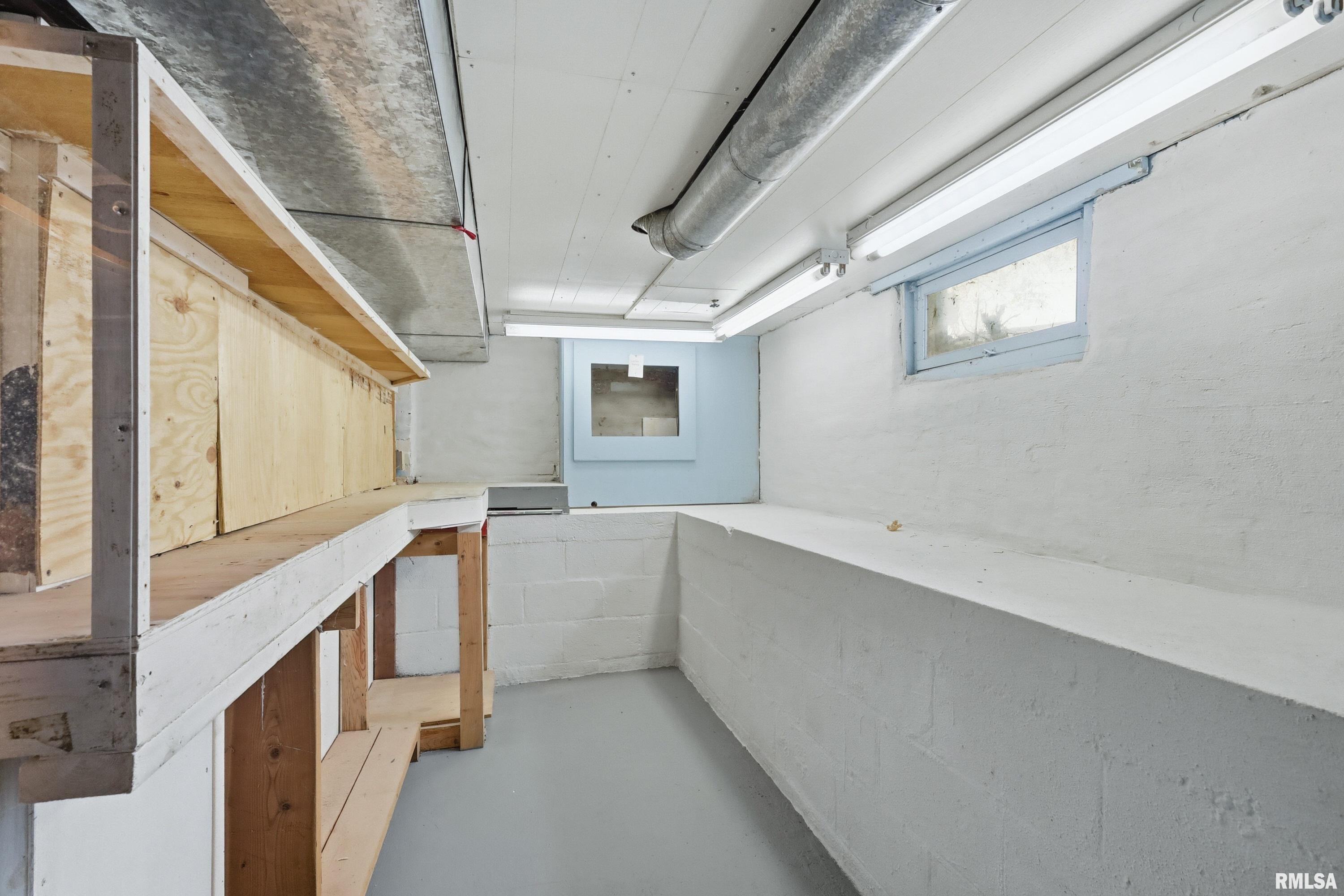 503 West Palace Row Geneseo, IL 61254 - Photo 38 of 41