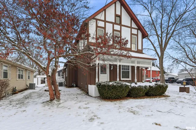 $199,900 | 503 West Palace Row, Geneseo, IL 61254