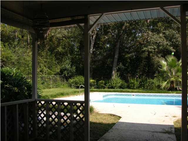4555 Rainbird Rise Road Crestview, FL 32539 - Photo 6 of 32 a view of a yard