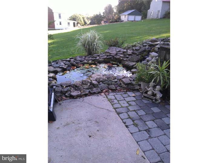 2132 Weisstown Road Boyertown, PA 19512 - Photo 10 of 11 Gallery Image 10