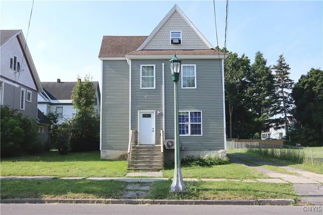 $1,150 | 222 Academy Street, Watertown, NY 13601