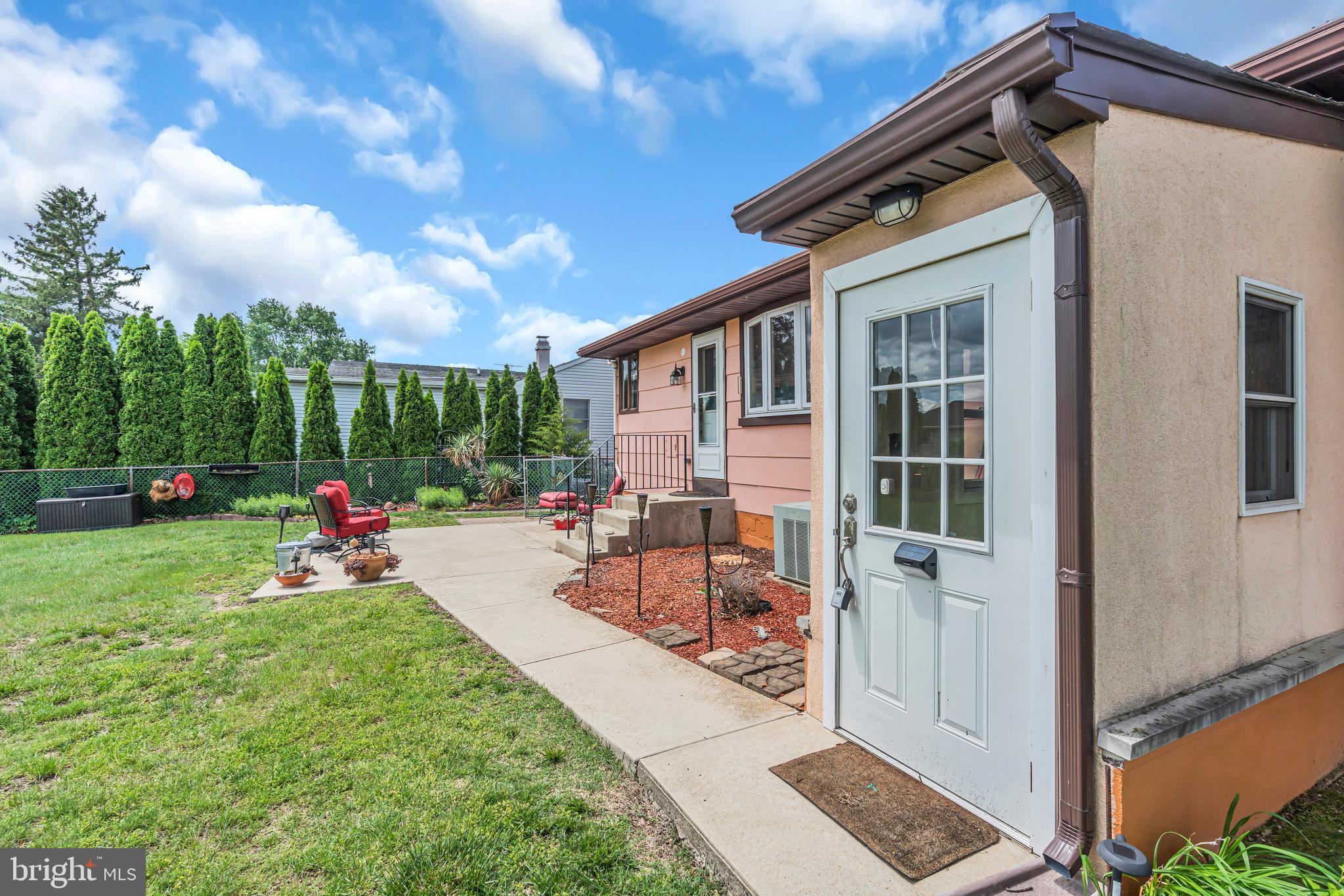516 River Drive Riverside, NJ 08075 - Photo 79 of 82 a view of a house with backyard and porch
