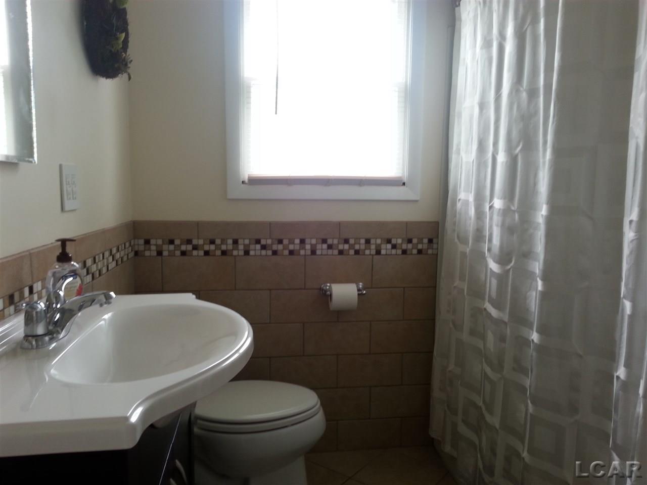 1297 Lloyd Road Dundee, MI 48131 - Photo 13 of 19 31242467-13.JPG