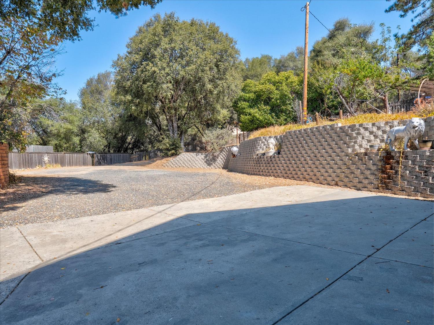 51571 Coyote Ridge Road Oakhurst, CA 93644 - Photo 8 of 83 Gallery Image 8