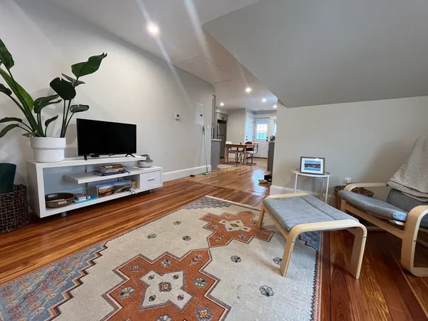 $3,200 | 18 Colberg Avenue, Unit 3, Boston, MA 02131