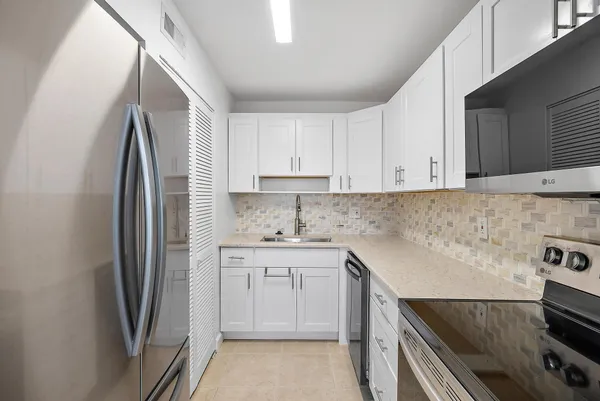 $165,000 | 12416 Alternate A1a Palm Beach Gardens, Unit P7, Palm Beach Gardens, FL 33410