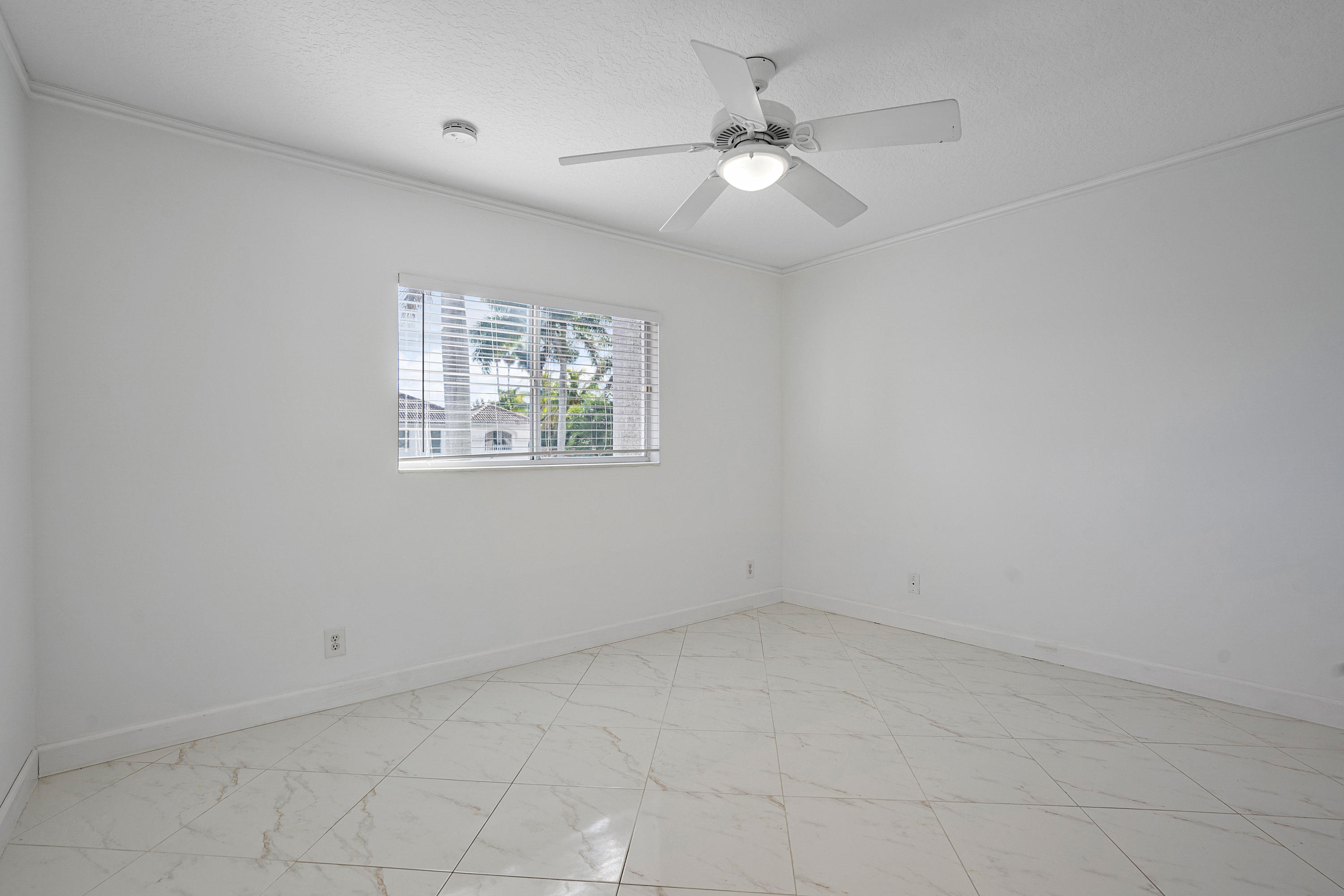 10587 East Key Drive Boca Raton, FL 33498 - Photo 21 of 48 20