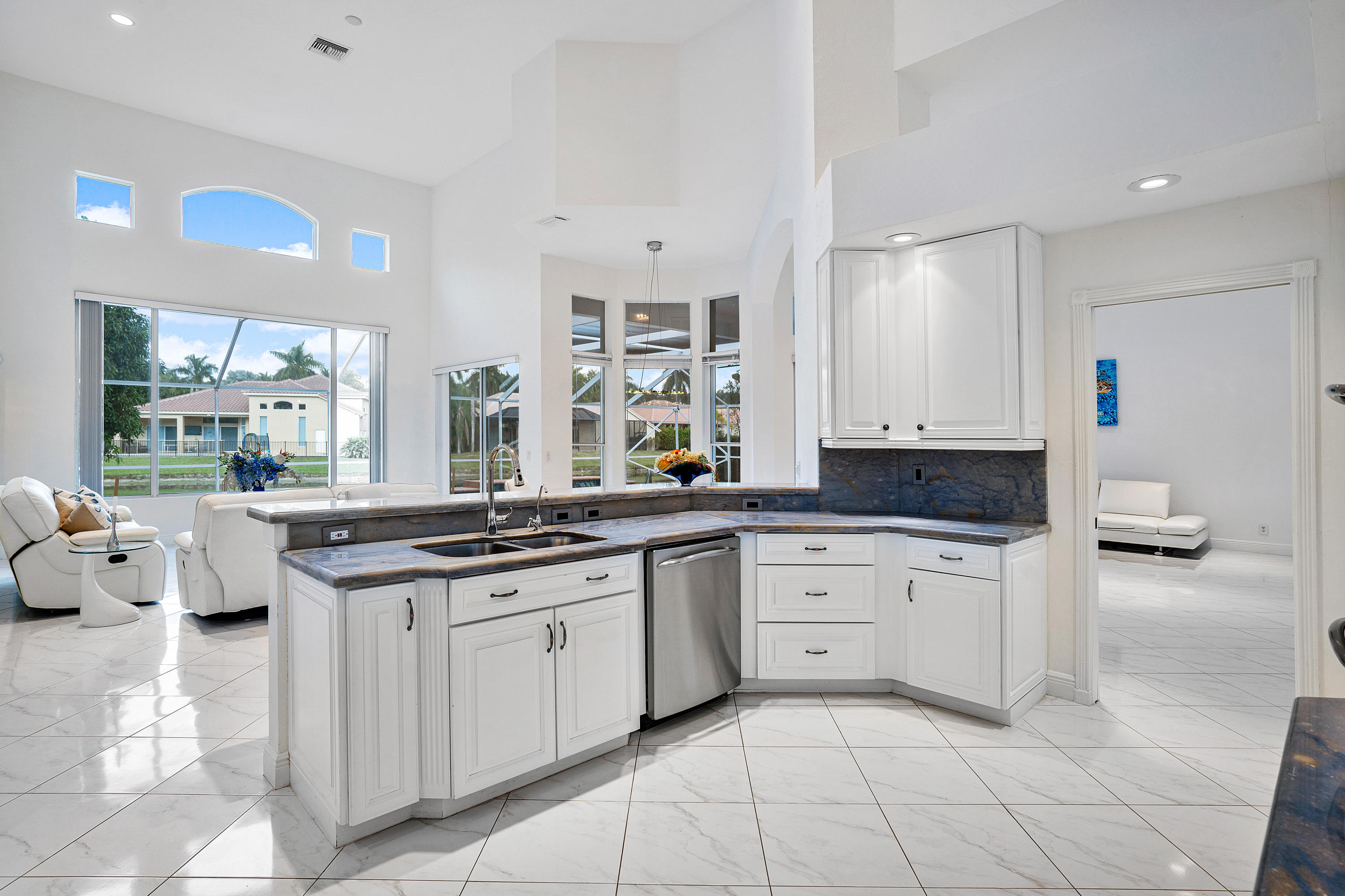 10587 East Key Drive Boca Raton, FL 33498 - Photo 10 of 48 10