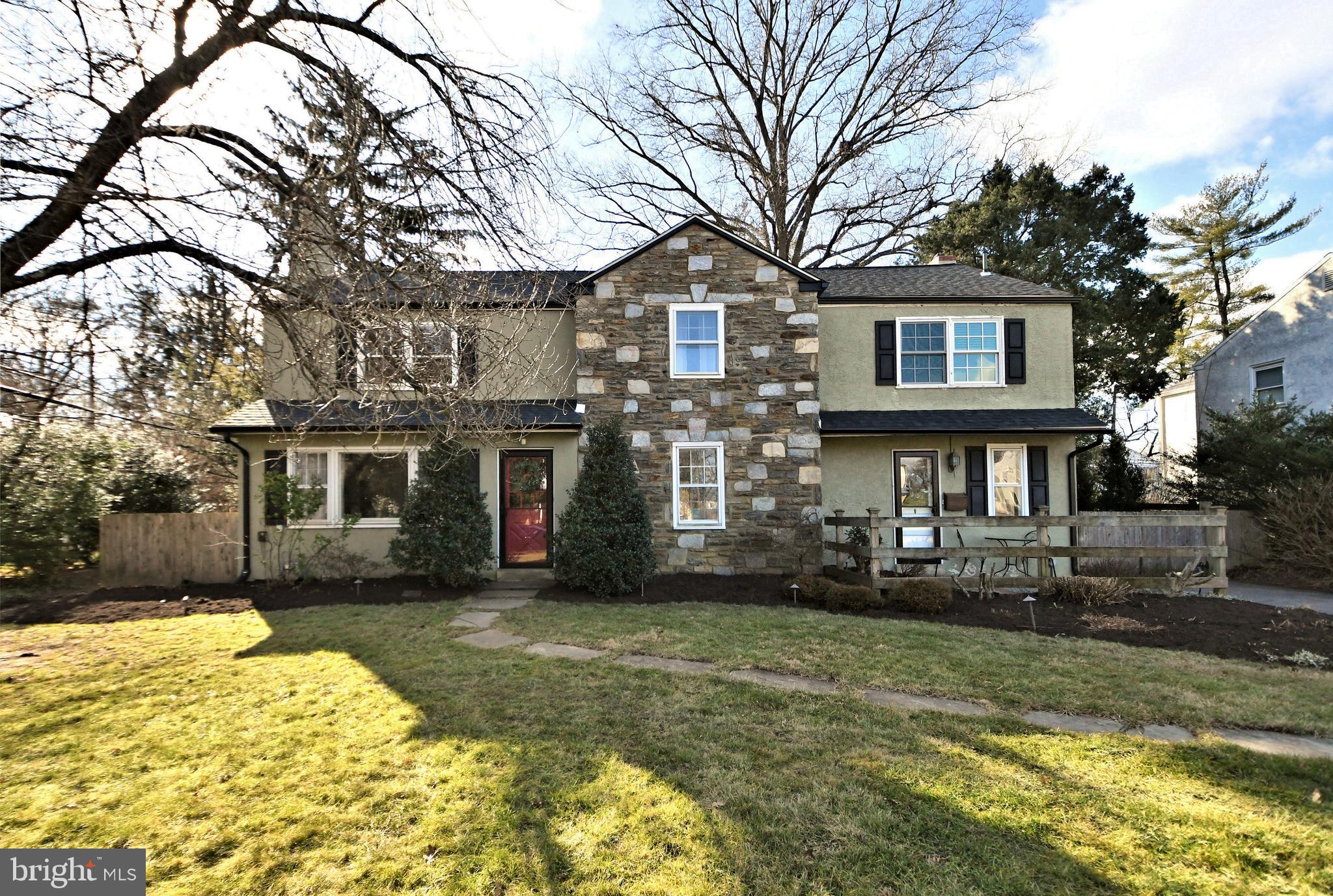 Welcome to 2002 Hilltop Rd!