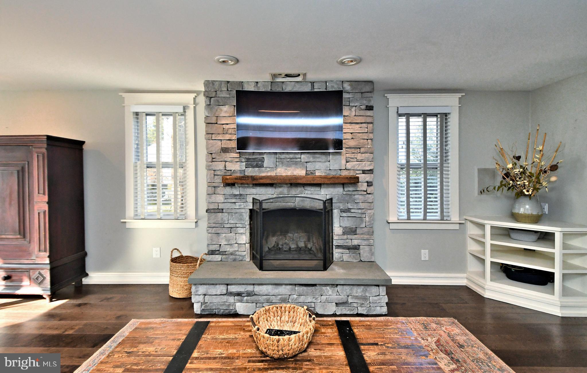 2002 Hilltop Road Flourtown, PA 19031 - Photo 27 of 64 Wood burning fireplace