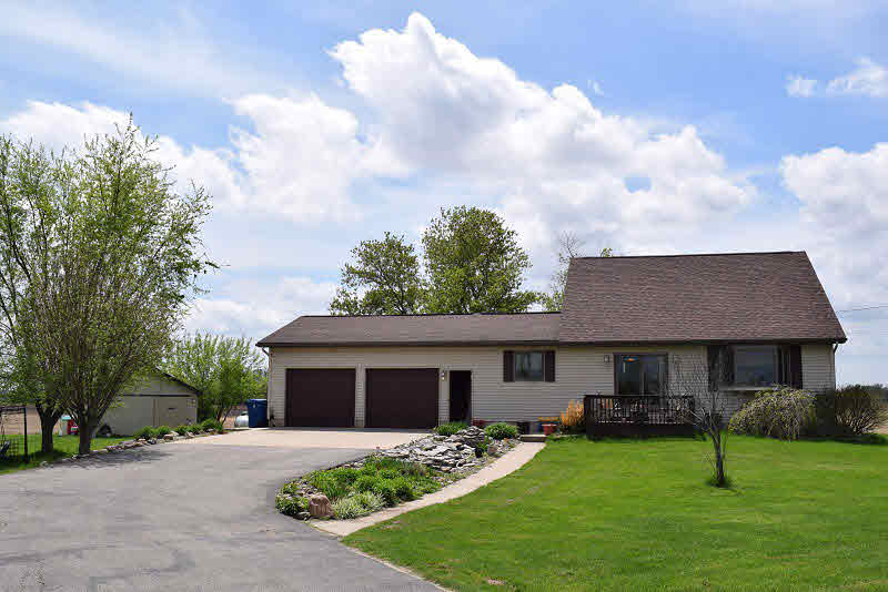 1365 West Parish Road Linwood, MI 48634 - Photo 1 of 12