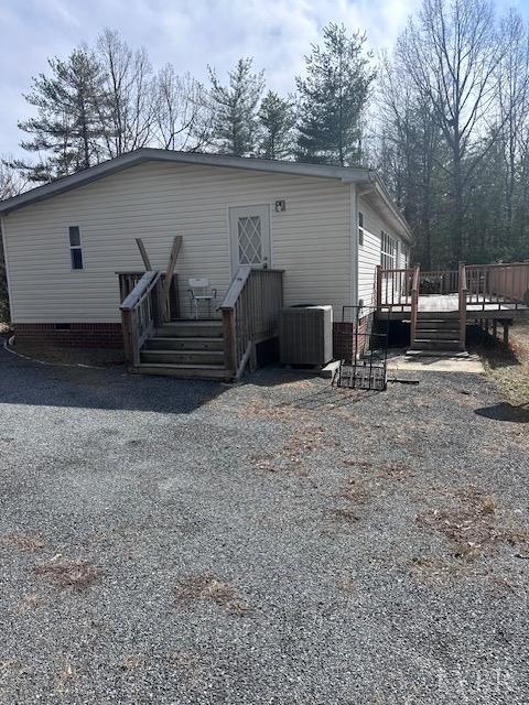 295 Blue Ridge Lane Monroe, VA 24574 - Photo 4 of 5