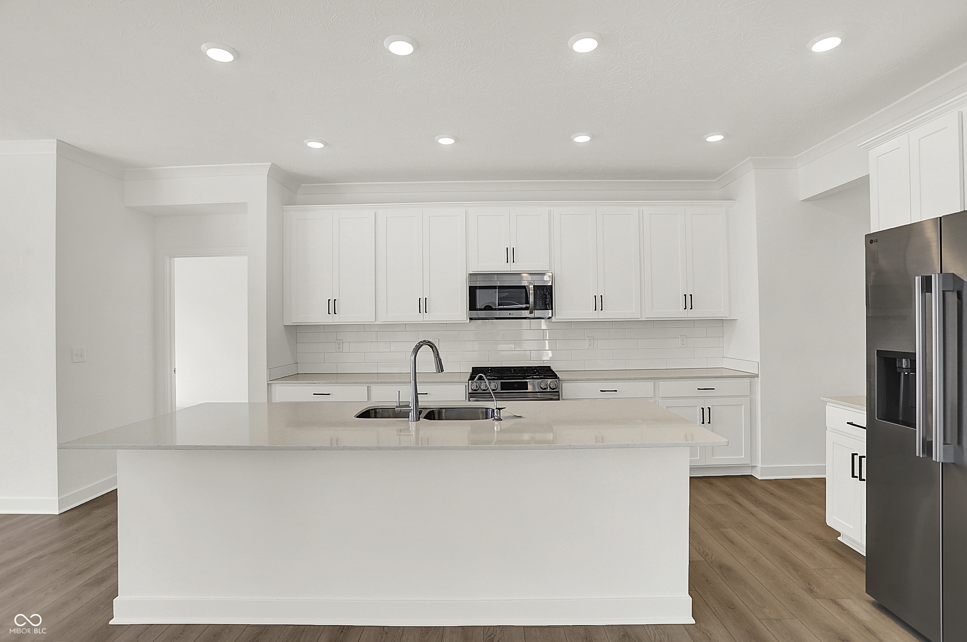 5307 Nettleton Way Avon, IN 46123 - Photo 11 of 21