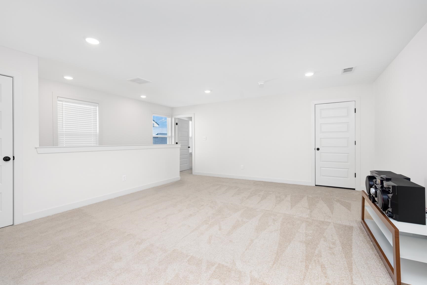 5628 Gerber Road Arlington, TN 38002 - Photo 18 of 40 Unfurnished room with recessed lighting and light carpet