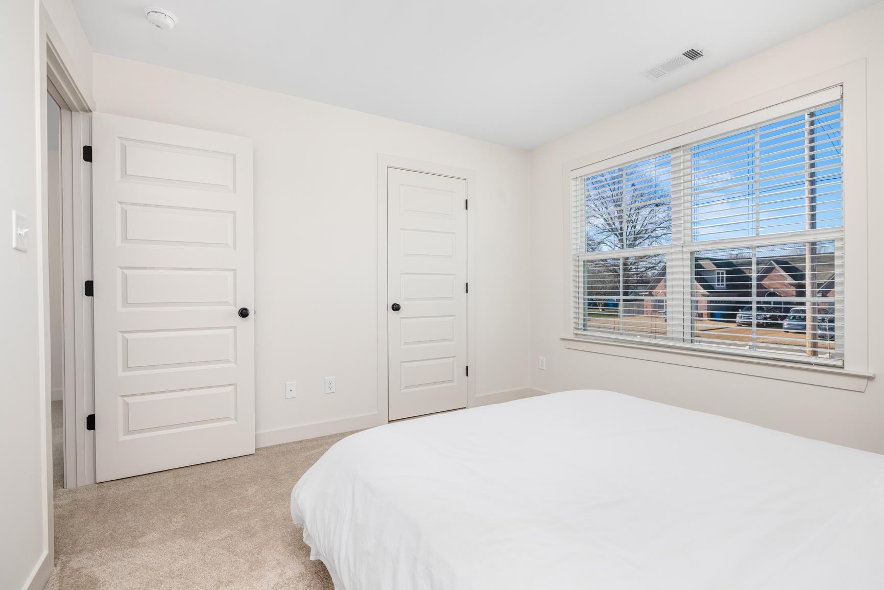 5628 Gerber Road Arlington, TN 38002 - Photo 32 of 40 Bedroom with light carpet and a closet