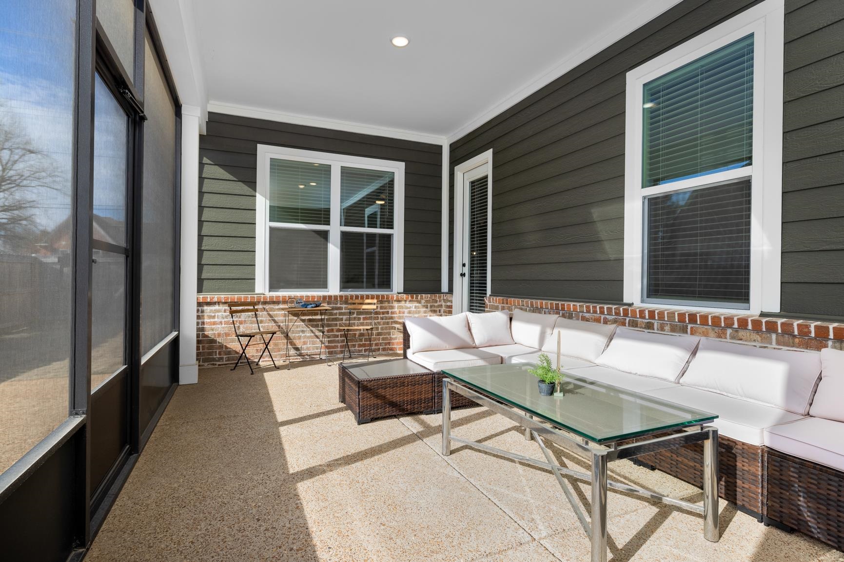 5628 Gerber Road Arlington, TN 38002 - Photo 38 of 40 Sunroom / solarium with an outdoor hangout area