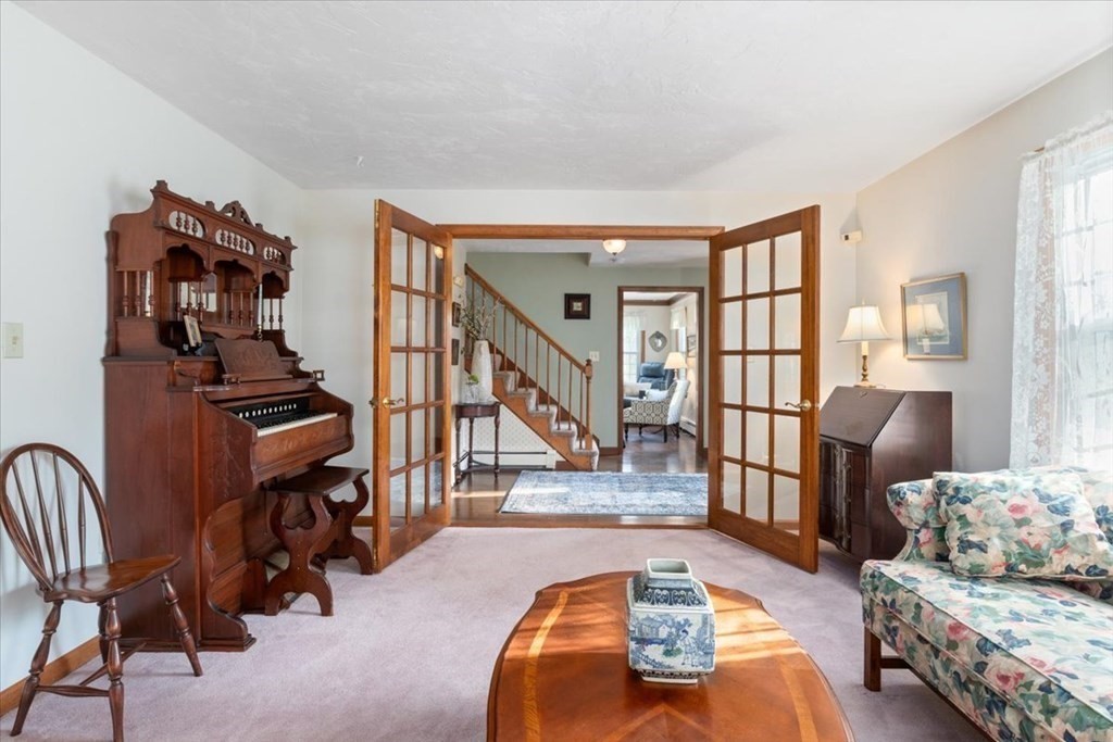 6 Beechwood Road Bellingham, MA 02019 - Photo 11 of 33 Gallery Image 11