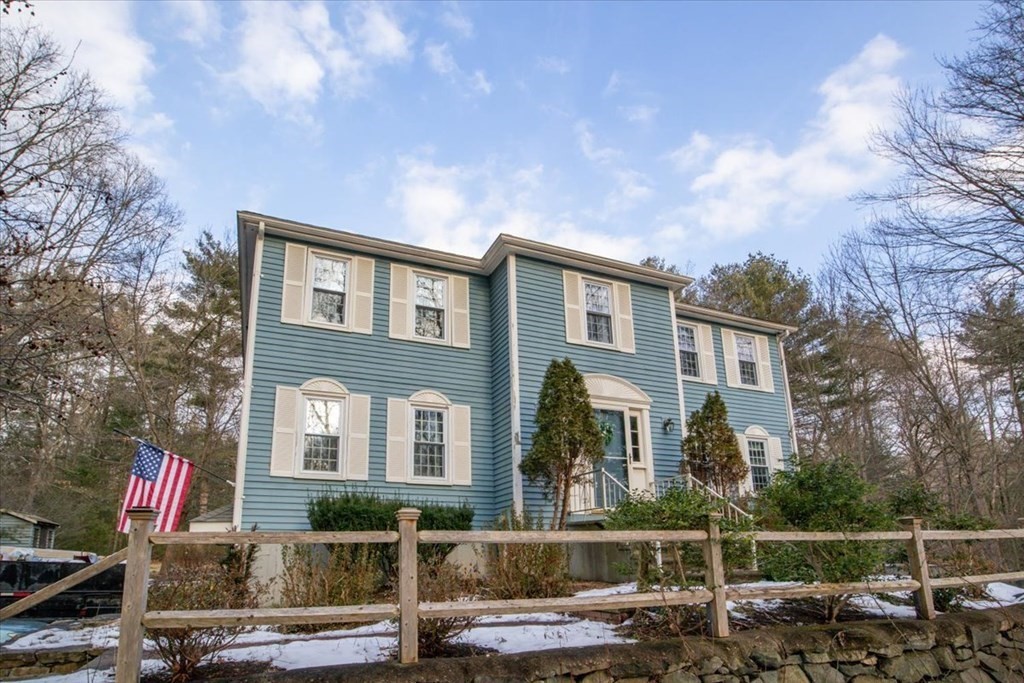 6 Beechwood Road Bellingham, MA 02019 - Photo 33 of 33 Gallery Image 33