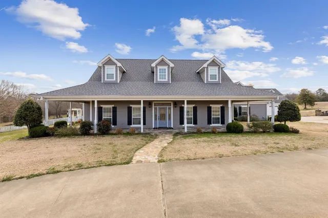 $1,725,000 | 2828 East State Highway 154, Quitman, TX 75783