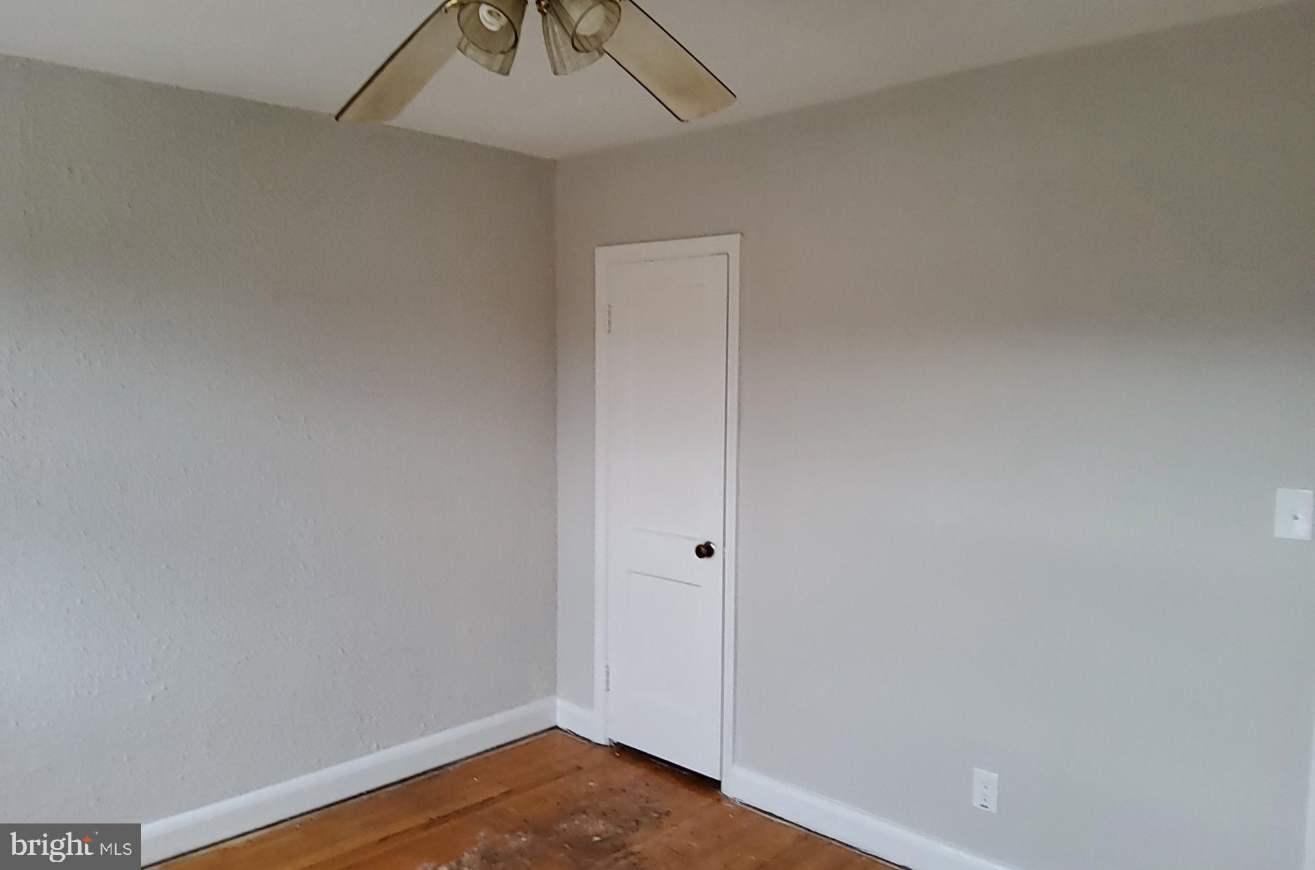 584 Welbrook Road Essex, MD 21221 - Photo 4 of 12