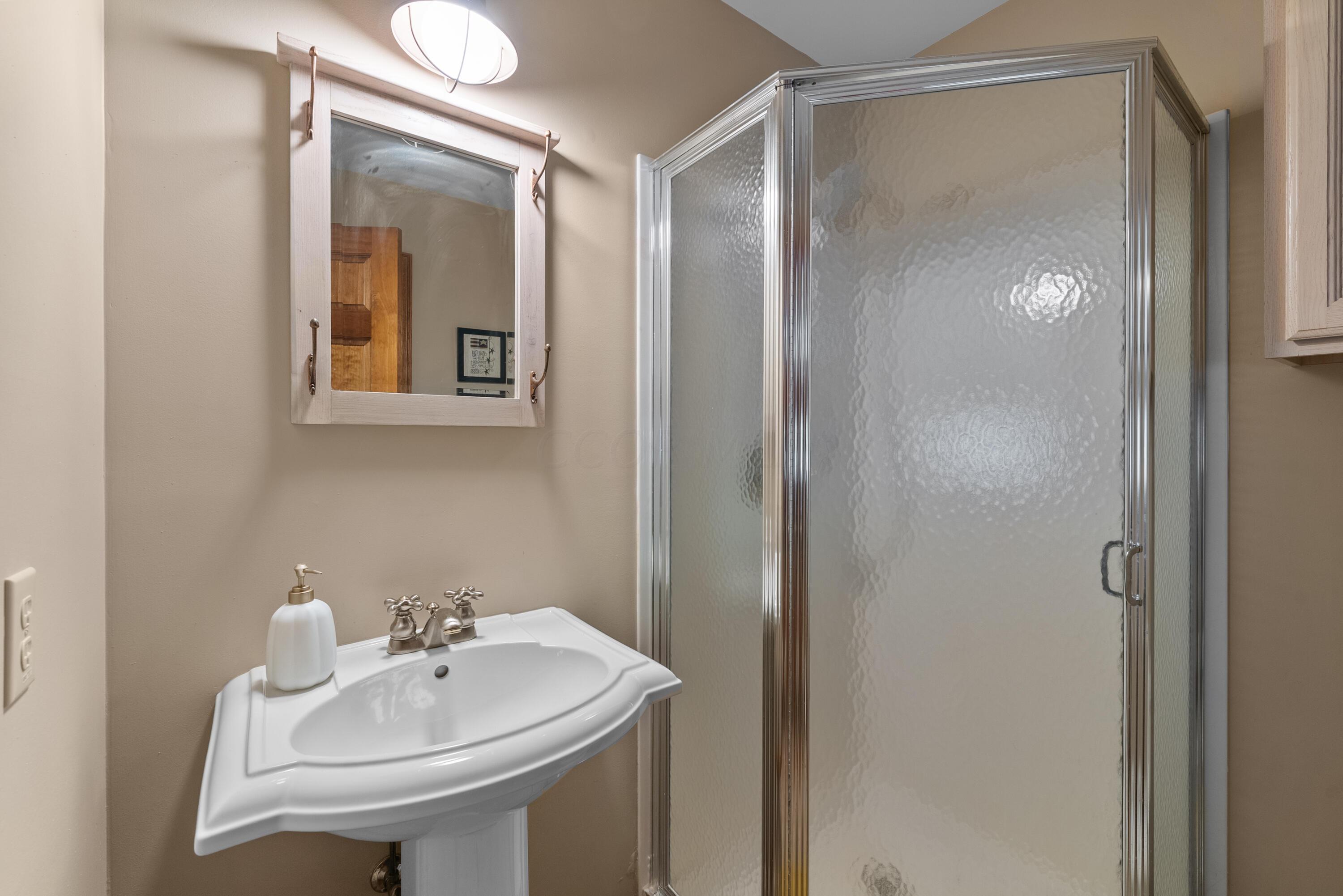 2314 Amity Road Hilliard, OH 43026 - Photo 18 of 70 DSC03646