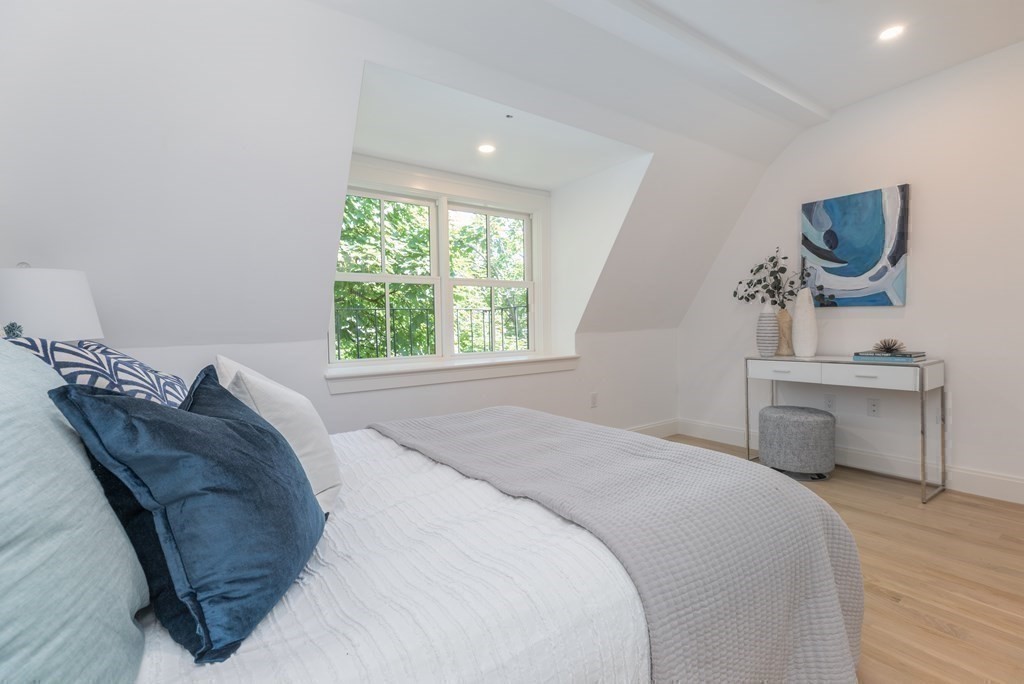 39 Appleton Street Boston, MA 02116 - Photo 27 of 38