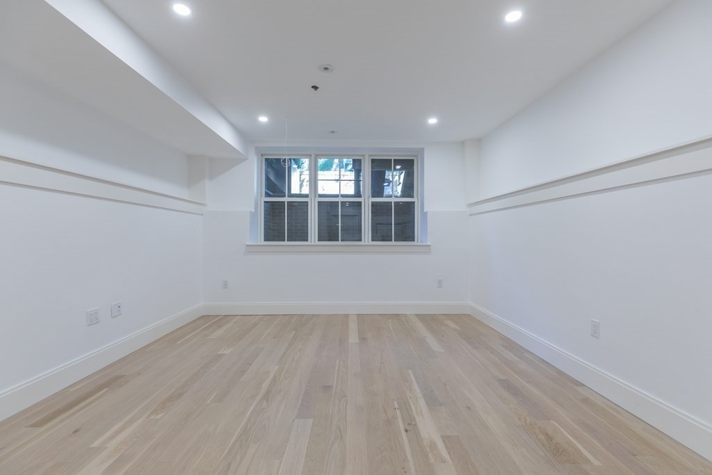 39 Appleton Street Boston, MA 02116 - Photo 35 of 38