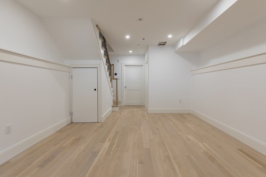 39 Appleton Street Boston, MA 02116 - Photo 36 of 38