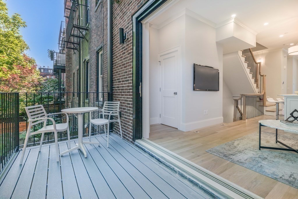 39 Appleton Street Boston, MA 02116 - Photo 10 of 38