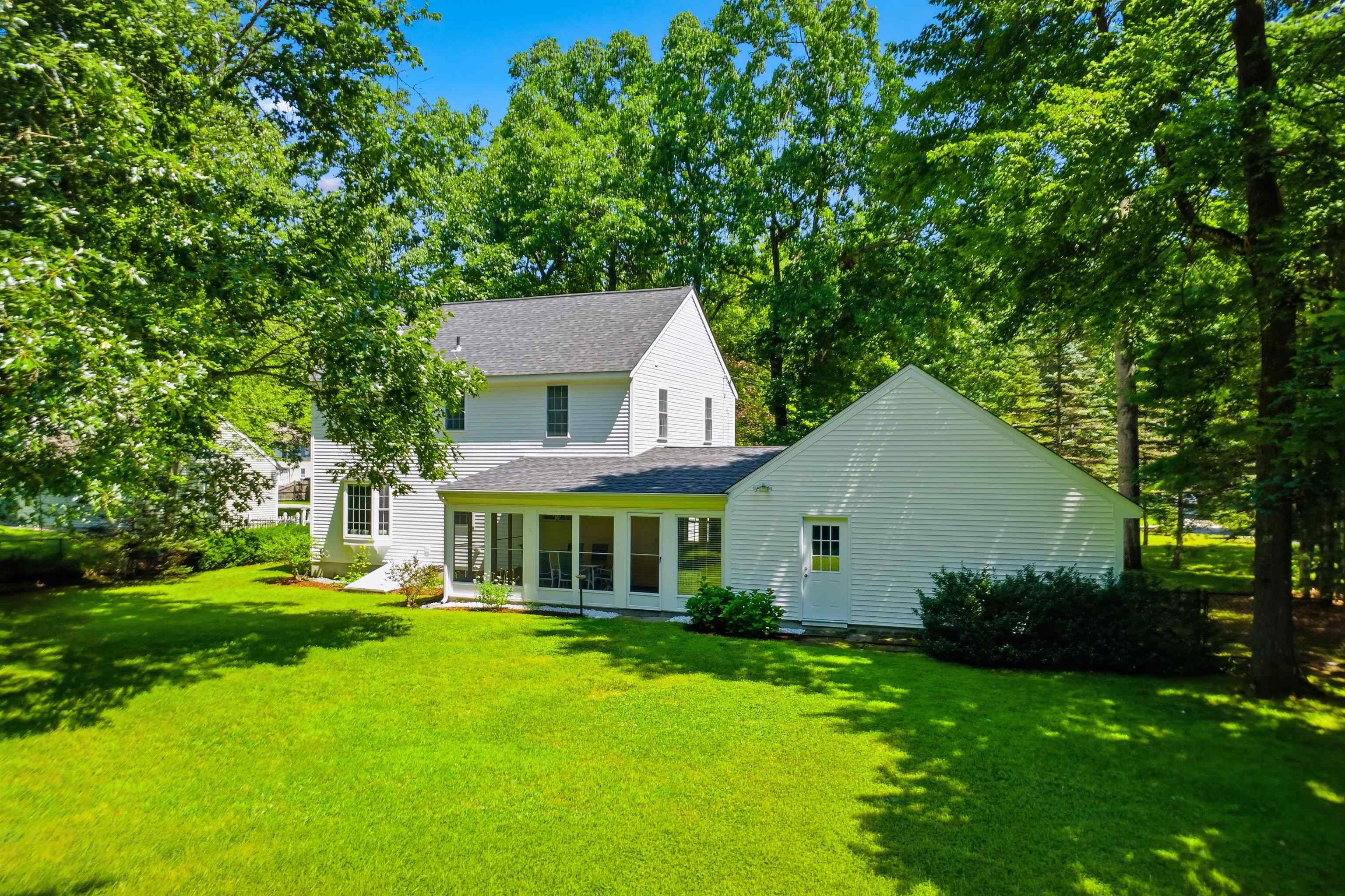 3 Captain Danforth Lane Amherst, NH 03031 - Photo 4 of 48 Gallery Image 4