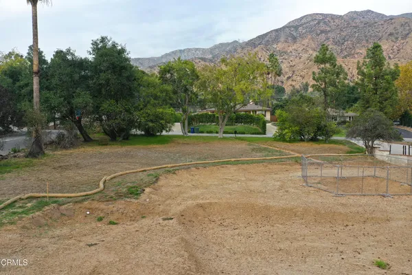 $1,350,000 | 1808 East Altadena Drive, Altadena, CA 91001