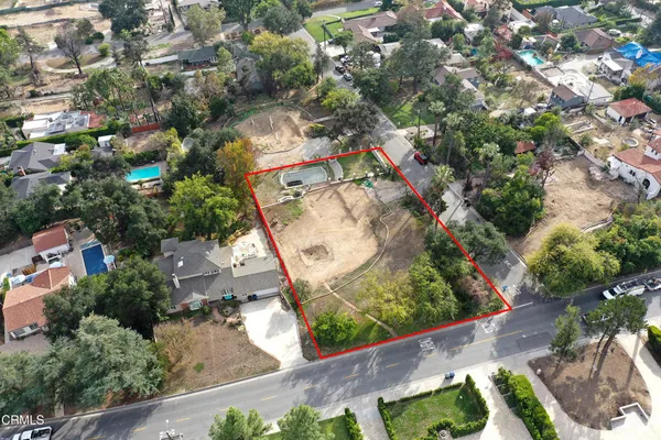 $1,350,000 | 1808 East Altadena Drive, Altadena, CA 91001