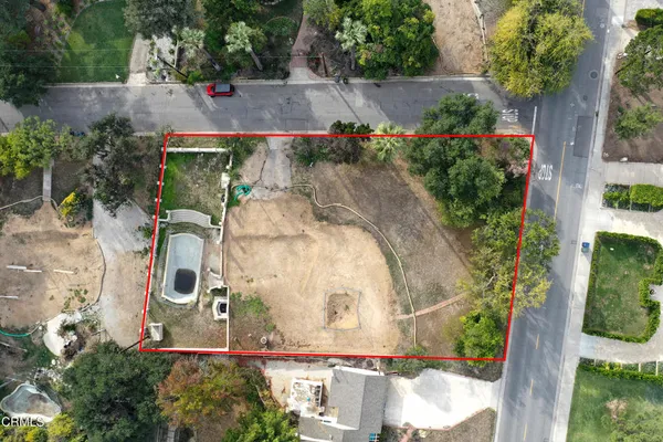 $1,350,000 | 1808 East Altadena Drive, Altadena, CA 91001