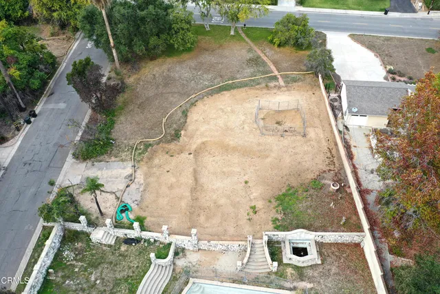 an aerial view of a backyard