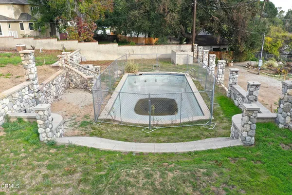 $1,350,000 | 1808 East Altadena Drive, Altadena, CA 91001