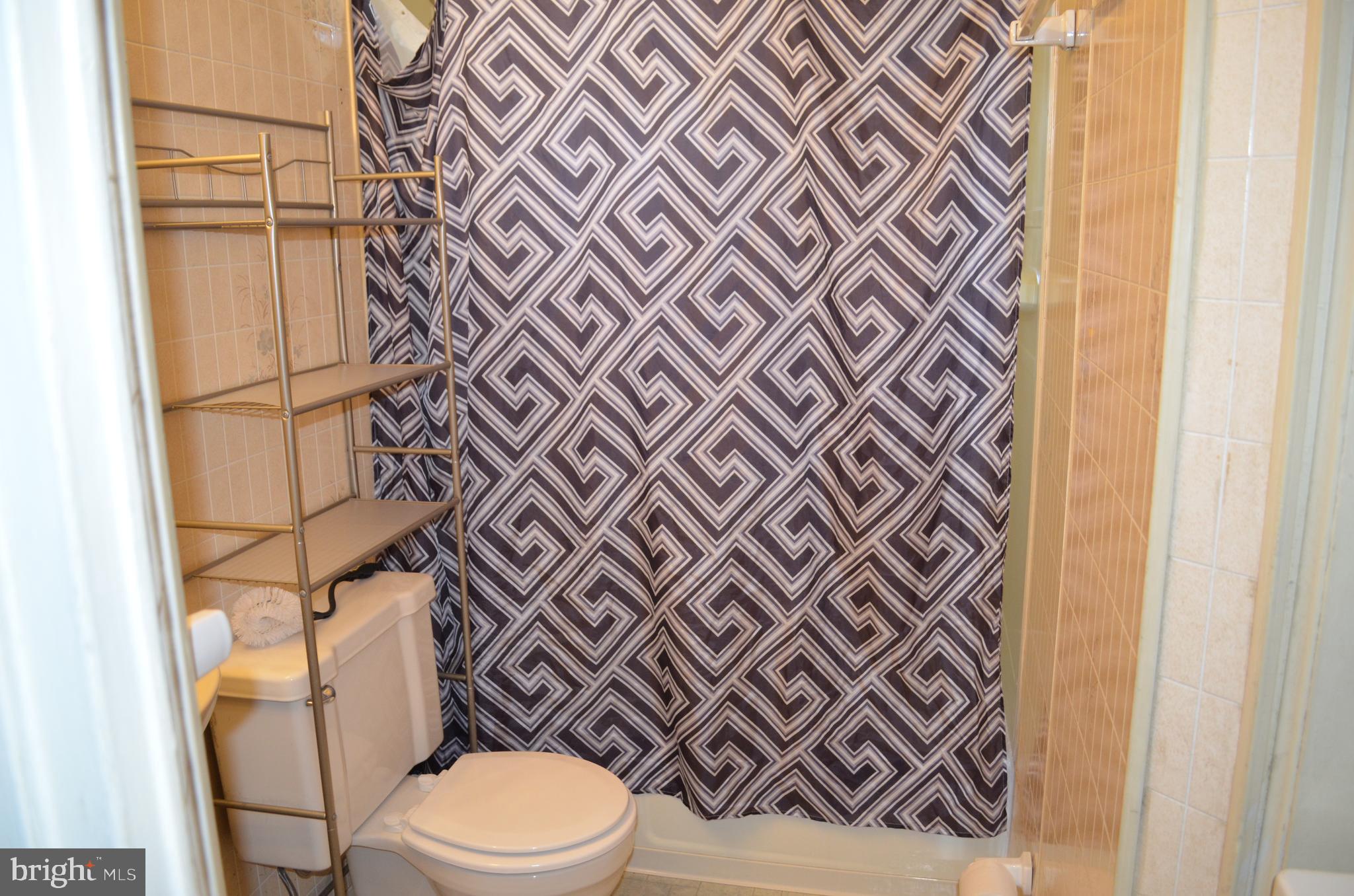 885 North York Road, Unit 11B Warminster, PA 18974 - Photo 10 of 16 Gallery Image 10