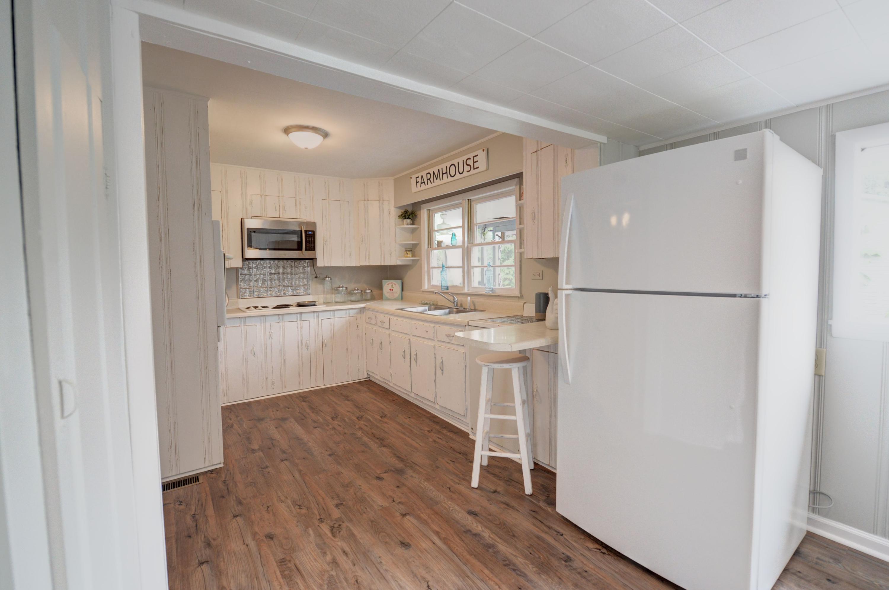447 Old Graysville Road Dayton, TN 37321 - Photo 8 of 34 7-447 old graysville kitchen