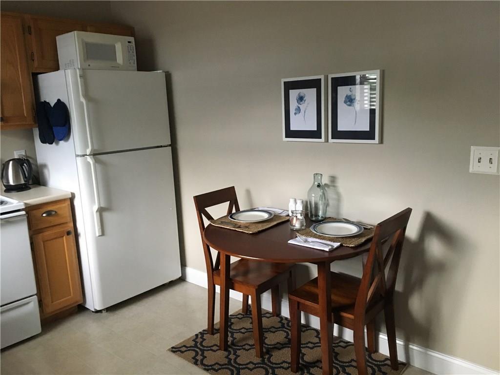 240 Barnstable Road, Unit 24 South Portland, ME 04106 - Photo 10 of 28 Dining area