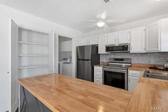 $244,000 | 1706 North Wisteria Drive, St. Charles, MO 63303