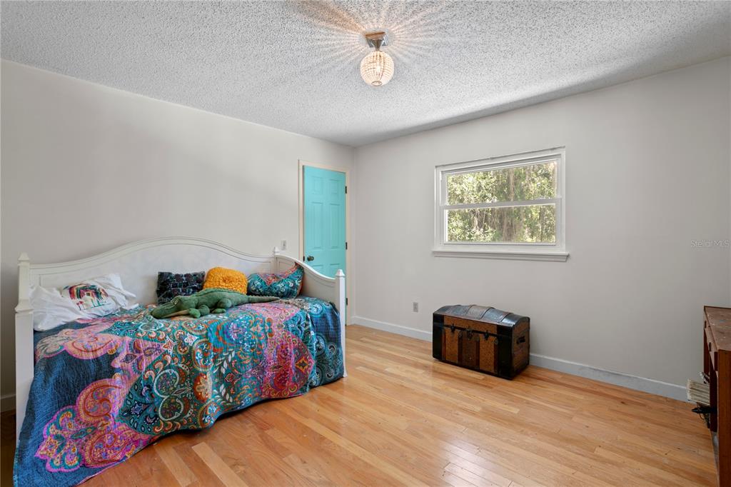 716 Hickory Drive Dunedin, FL 34698 - Photo 19 of 59