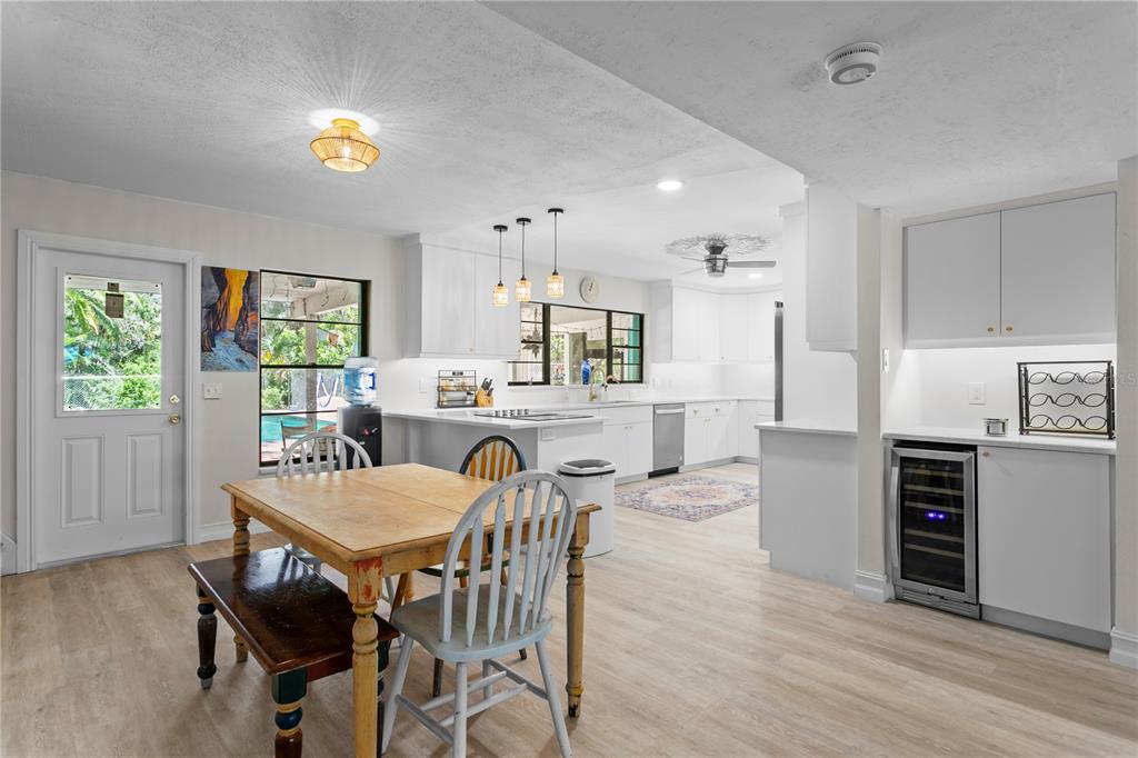 716 Hickory Drive Dunedin, FL 34698 - Photo 5 of 59