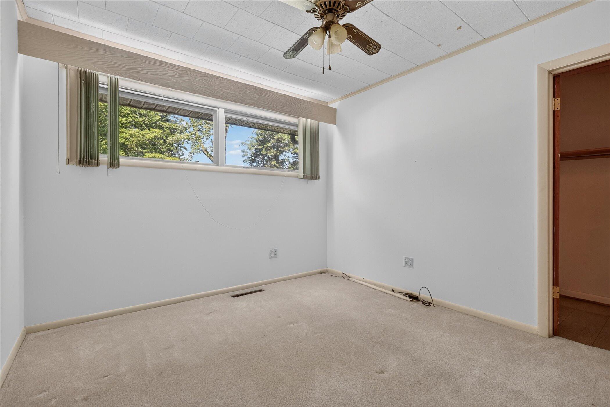 1051 Sylvan Road Benton Harbor, MI 49022 - Photo 14 of 48 25-1051-Sylvan-Rd-Benton-Harbor-MI-49022