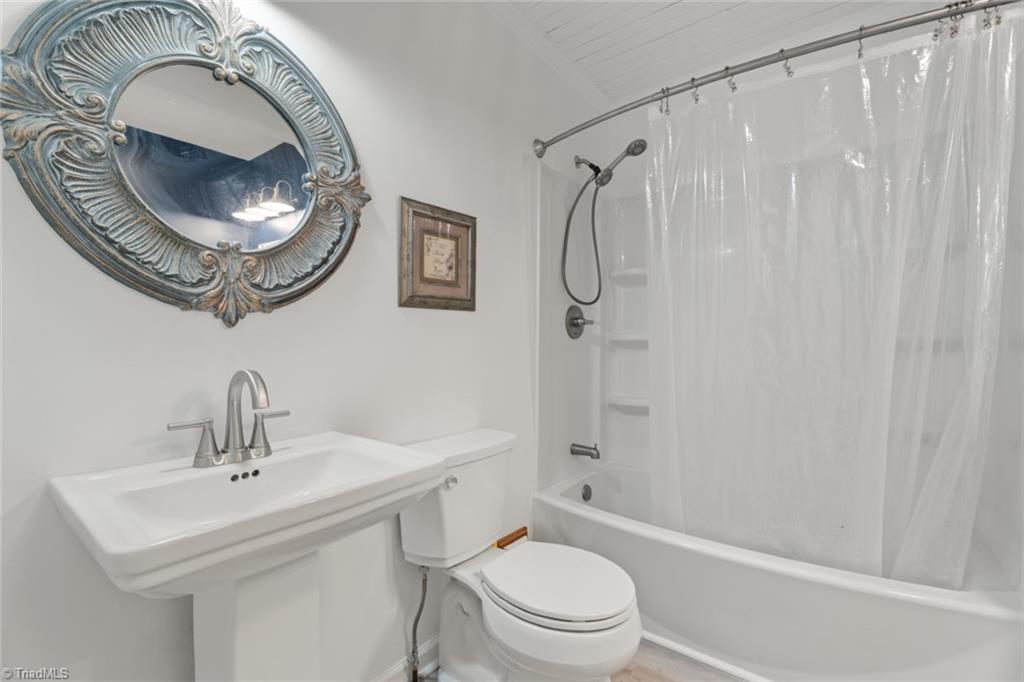 4170 High Point Road Winston-Salem, NC 27107 - Photo 13 of 33 Gallery Image 13