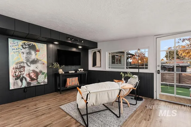 $595,500 | 4302 Meriwether Drive, Boise, ID 83705